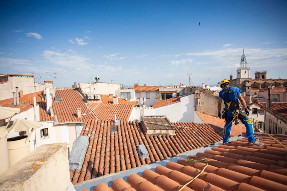 Costo Rifacimento Tetto: Quanto costa al mq e Come risparmiare